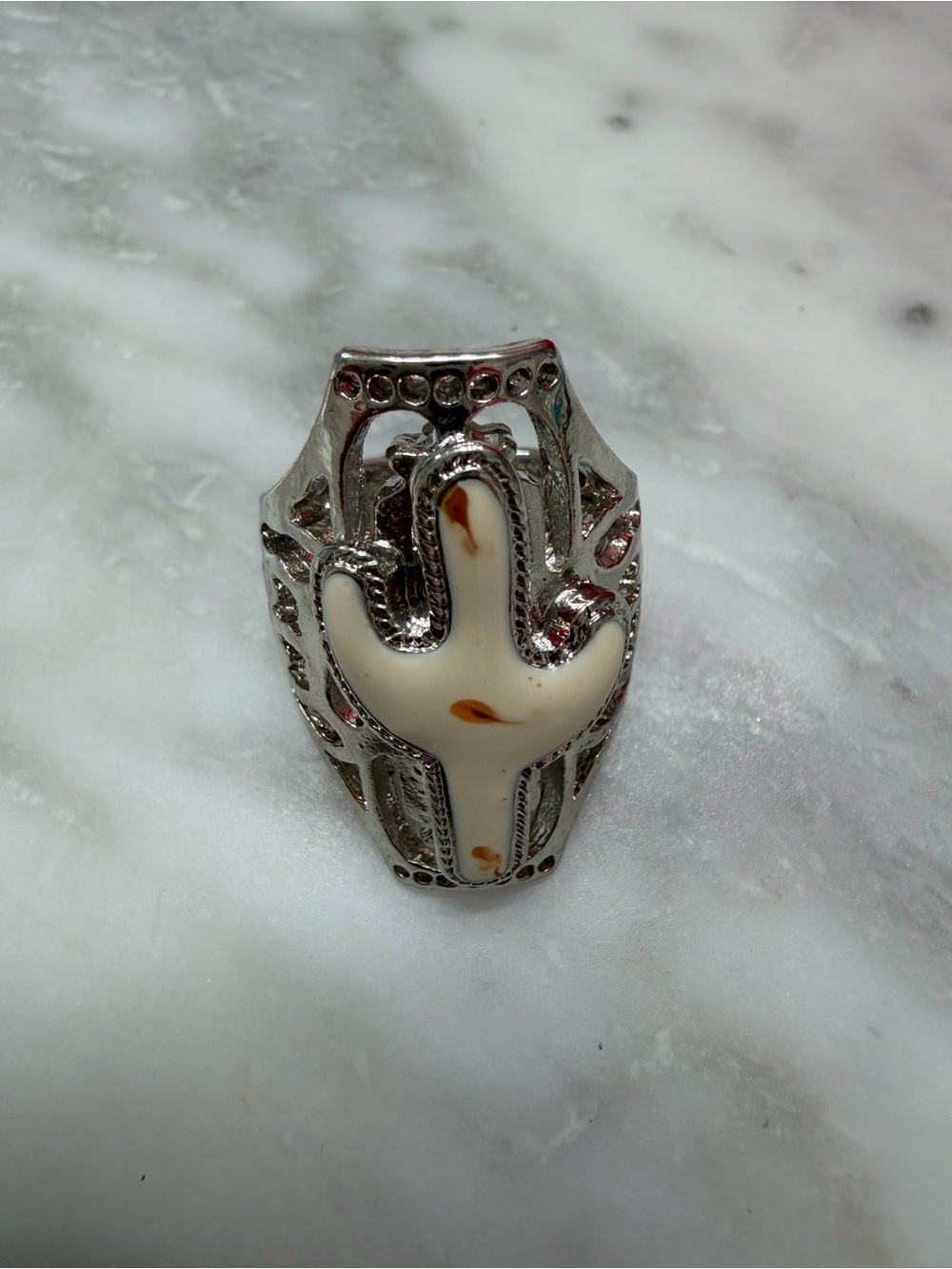 SHEIN Silver Tone Cross Ring with Cream Inlay
